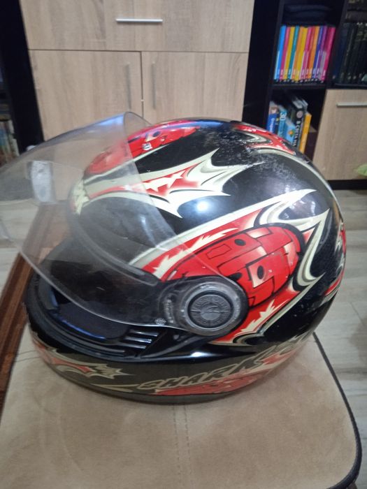 Каски за мотористи, различни видове