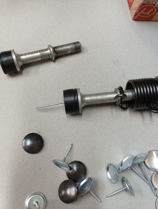 Тапицерски материали