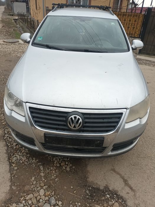 Dezmembrez Passat B6 2007 BMP Automat