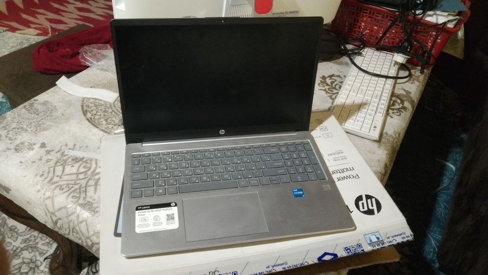 СРОЧНО продам ноутбук Hp 15.6 i3