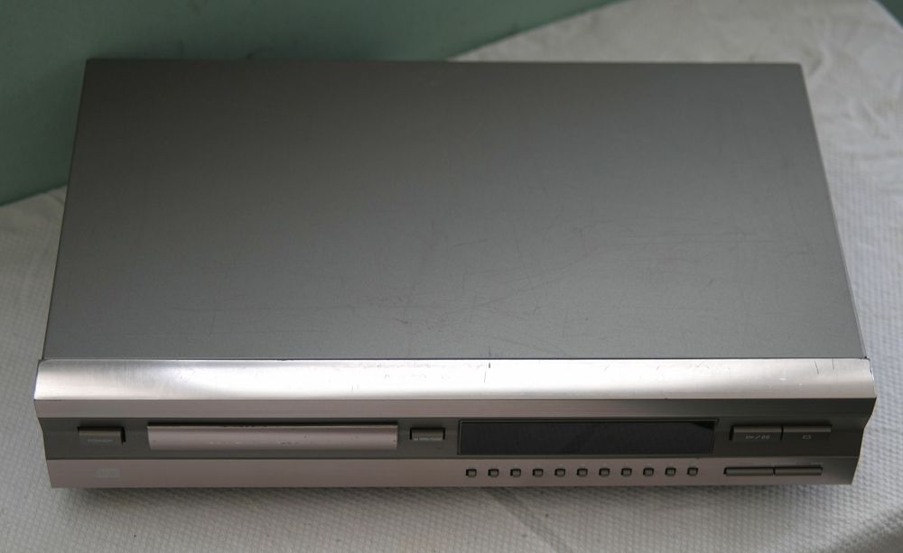 CD-Player Yamaha CDX-396