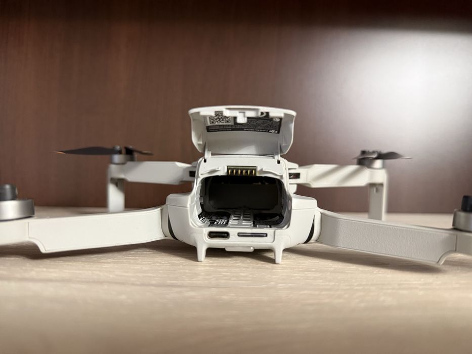 DJI Mini 2 Fly More Combo