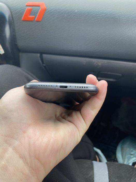 Айфон 11 сатылады