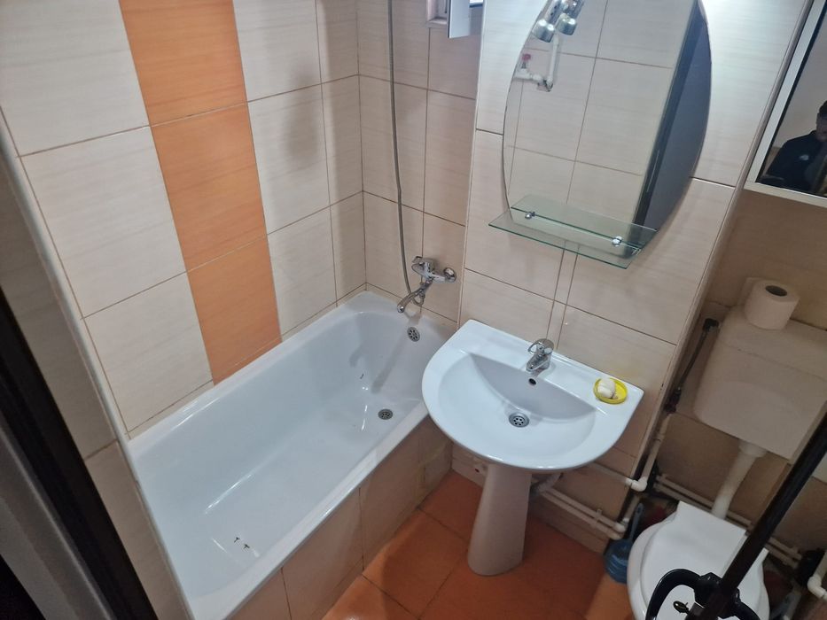 Închiriere apartament 2 camere