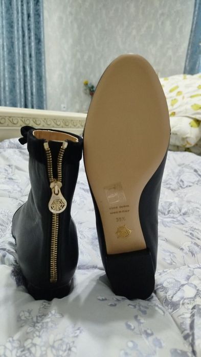 Женские ботиночки Charlotte Olimpia.Италия