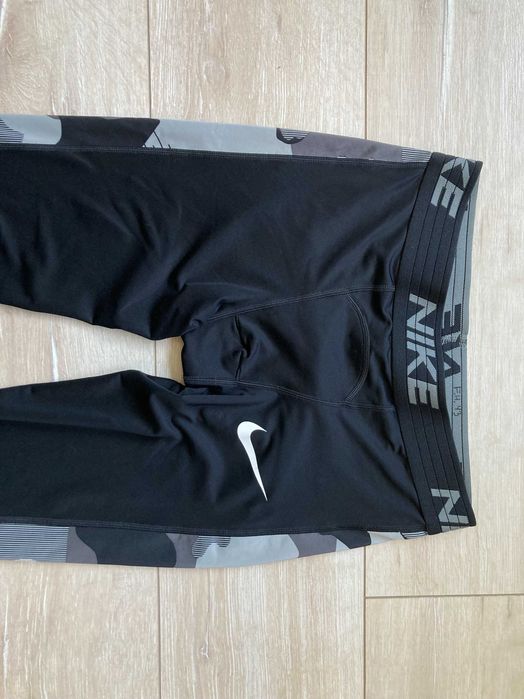 Найк Nike Dri Fit мъжки спортен клин размер M