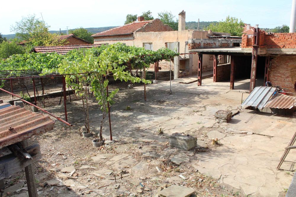 Продава се Къща в Сунгурларе - 343 кв.м за 88 €/кв.м - Снимка #11