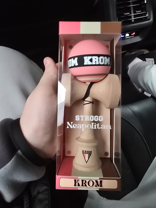 Krom strogo nou nouț