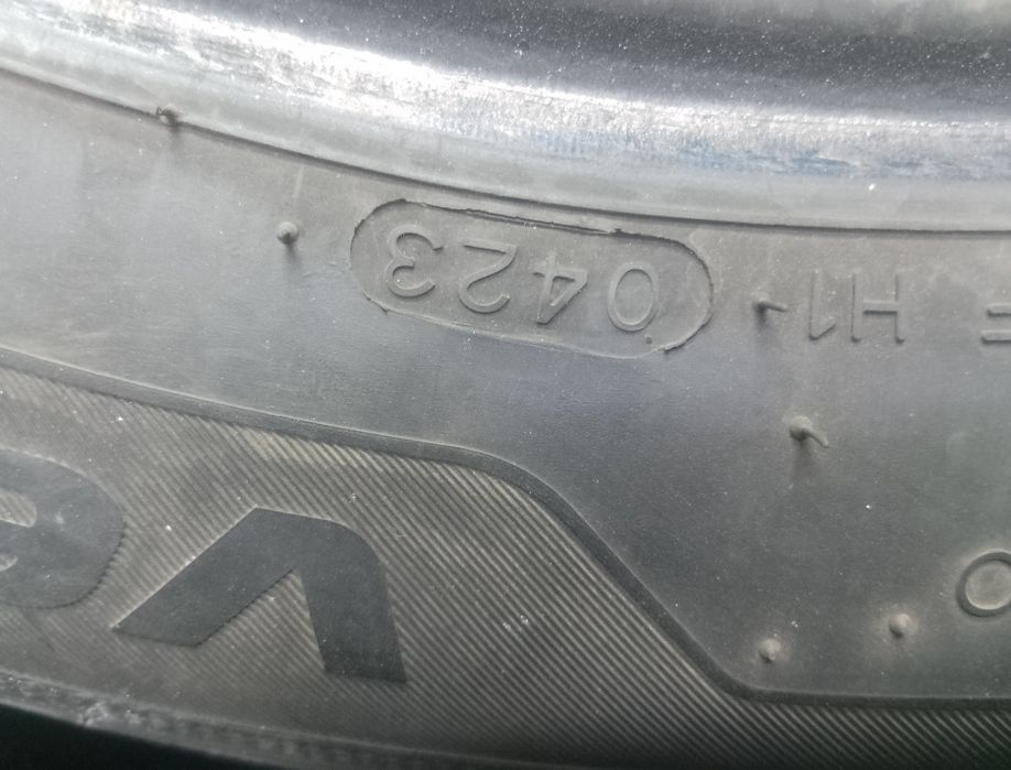 Продам резину состояния средние