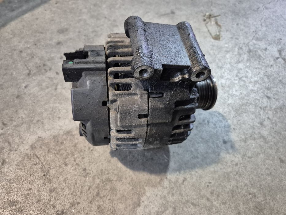 Алтернатор Мерцедес ОМ651 W166 W212 W204 Mercedes OM651 E C class