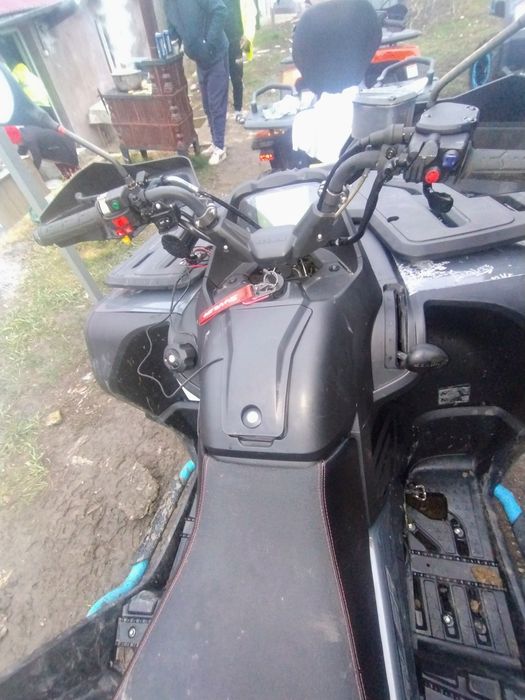 Se vinde atv  cu servo