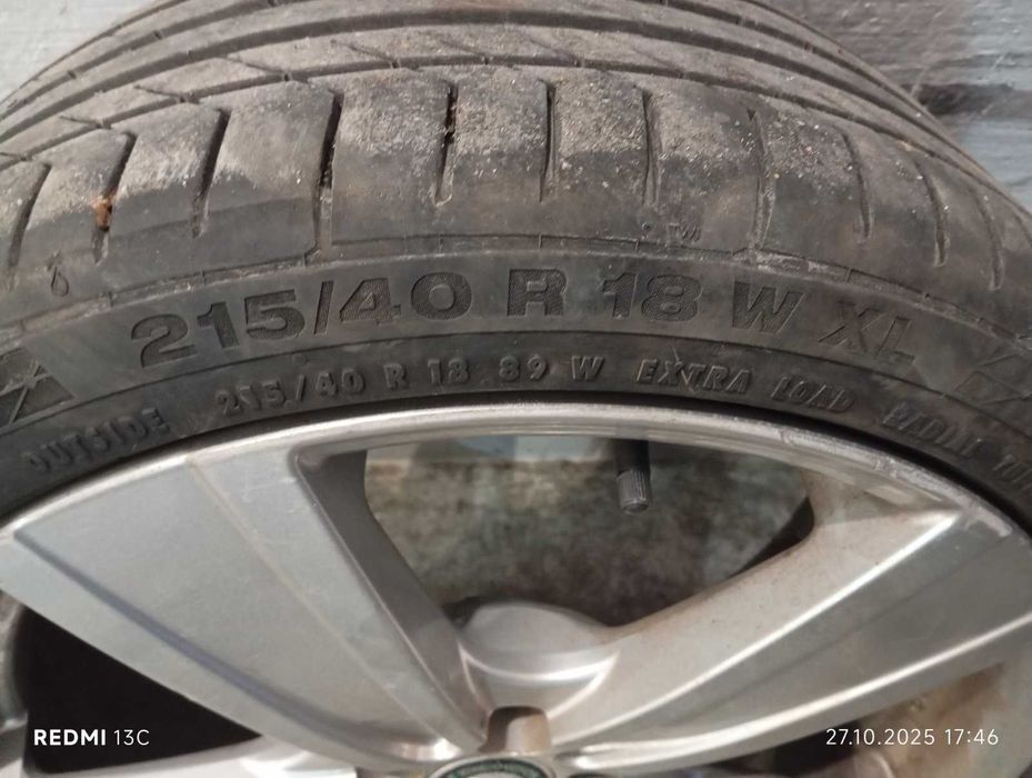 Гуми с джанти за лек автомобил 18ки.