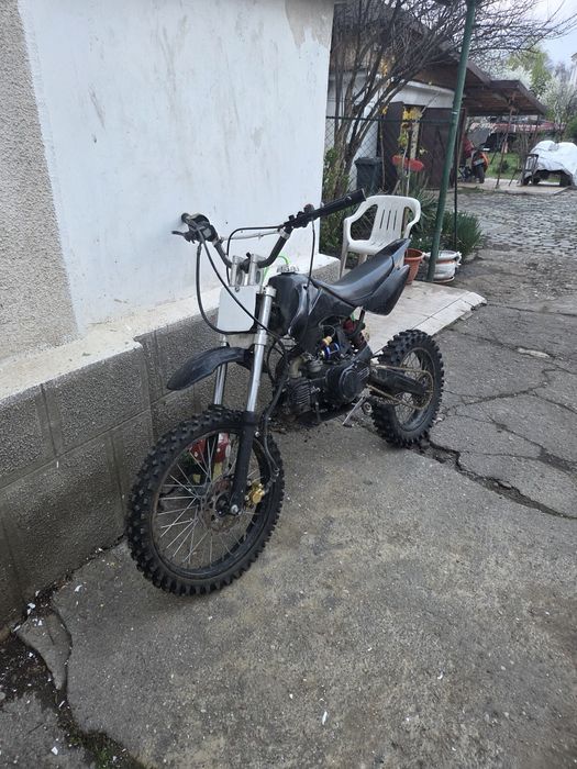 Cross 125 stare buna pret fix