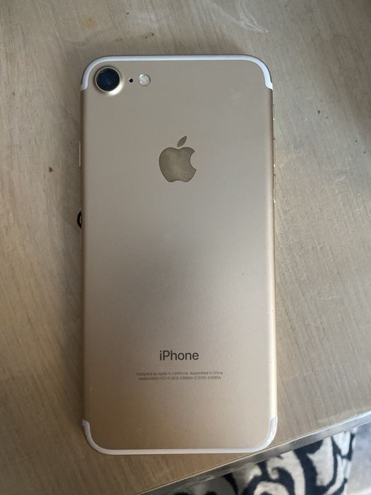 I phone 7 на запчасть