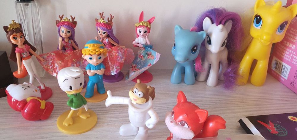 Игрушки детские машинки, Киндер , пони