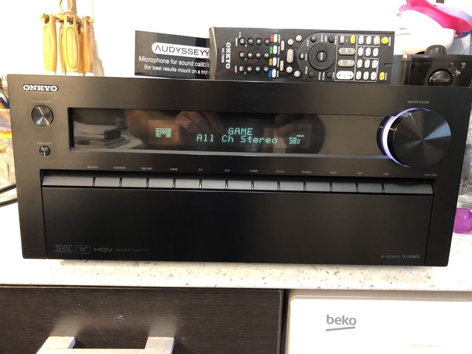 Onkyo TX-NR809 resiver