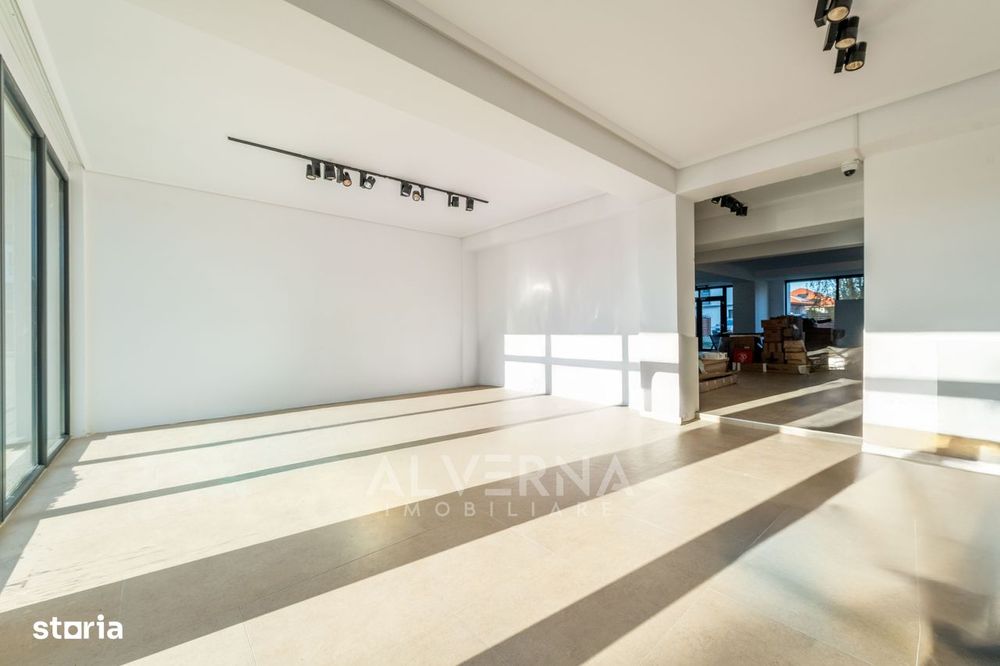 Spatiu comercial 165mp | 11ml vitrina | 2 grupuri sanitare | Borhanci