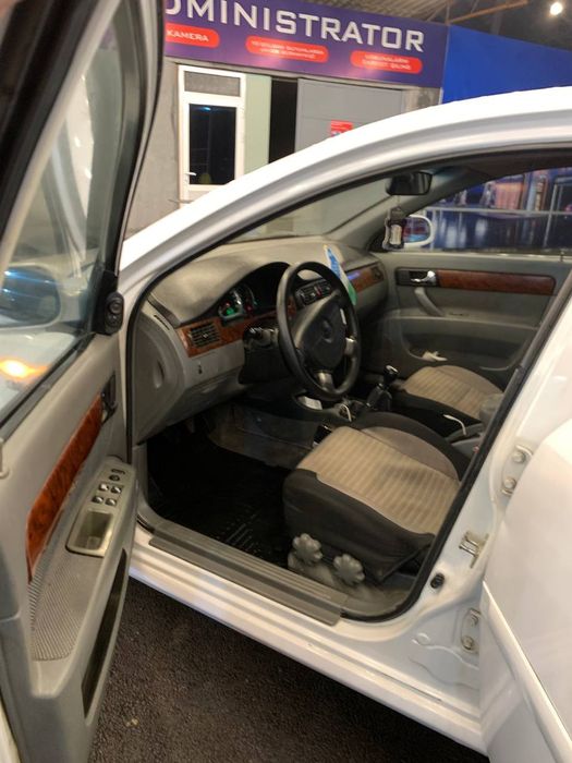 Lasseti 2012 gaz benzin