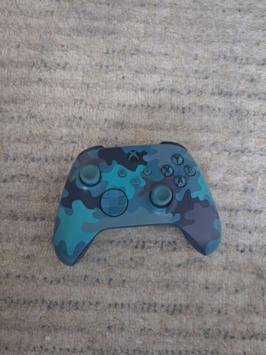Xbox 1 S + 2 контролера