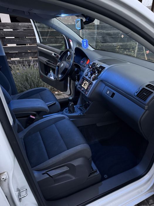 VOLKSWAGEN Touran 2009 — imagine 5