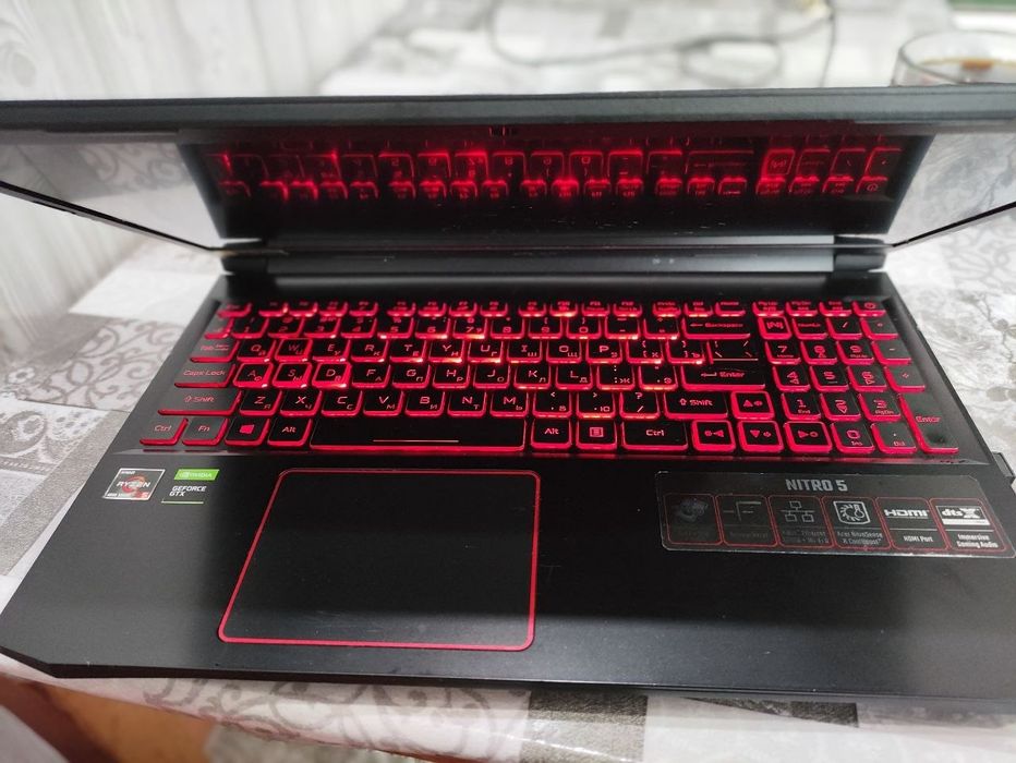 Aser Ryzen 5 игровой ноутбук идеально состояние вариантгаям чкарберама