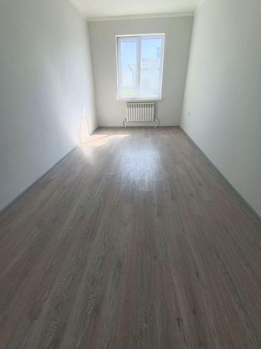 Супер цена!!! Срочно продается квартира  3 комн, 105 кв, с кадастром.