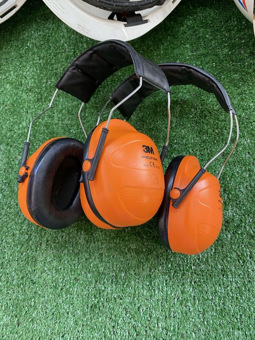 3М Каски, Антифони