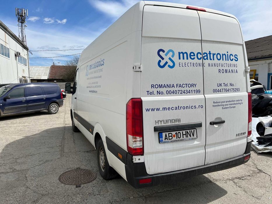 Vand duba Hyundai H350 folosita pt transport extern, stare buna