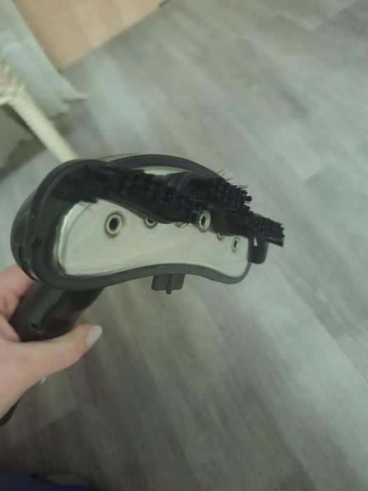 Продам НОВЫЙ паровой утюг