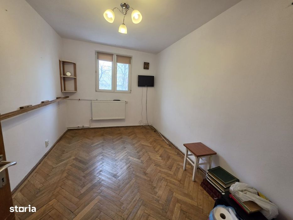 Titan, 5 minute parc IOR, Liceul Dante, la metrou Nicolae Grigorescu