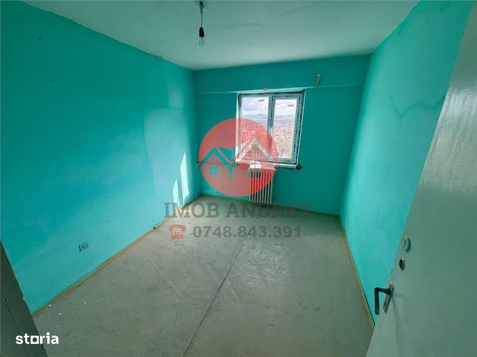 Apartament 3 camere decomandat – Cartier Neptun