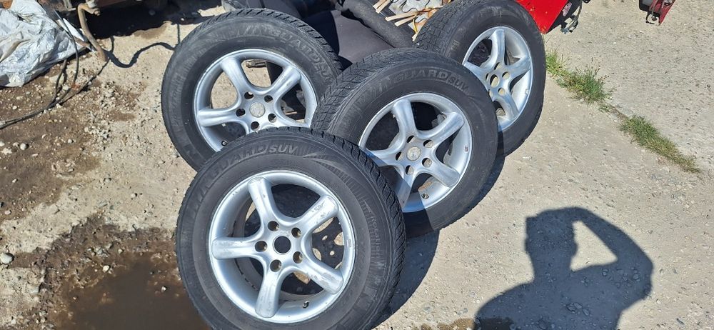 Daihatsu Дайхатсу Териос джанти с гуми зимни хубави