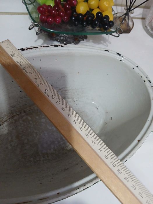 Чугунная  утятница