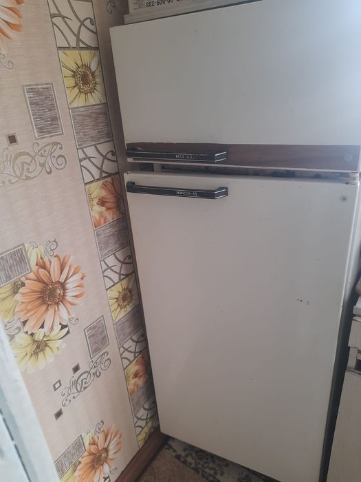 Продам  холодильник  в Костанае