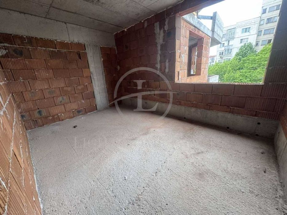 Продава се Тристаен апартамент в Пловдив, Тракия - 104 кв.м за 1151 €/кв.м - Снимка #8