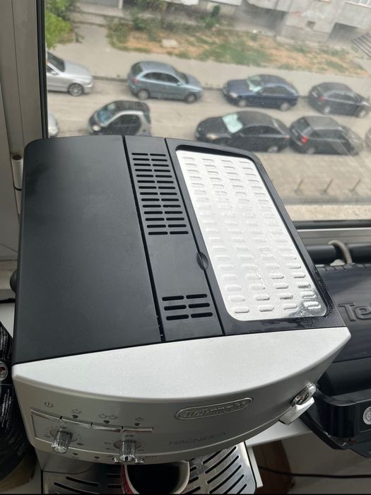 Кафемашина DeLonghi Magnifica