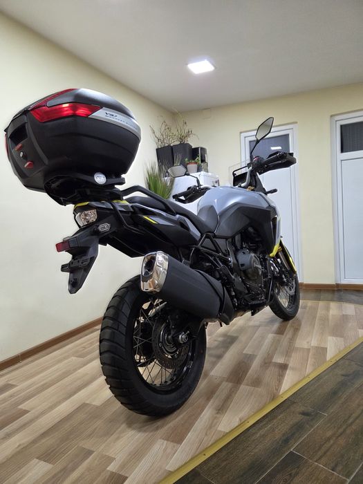 Vând Suzuki V-strom 800de