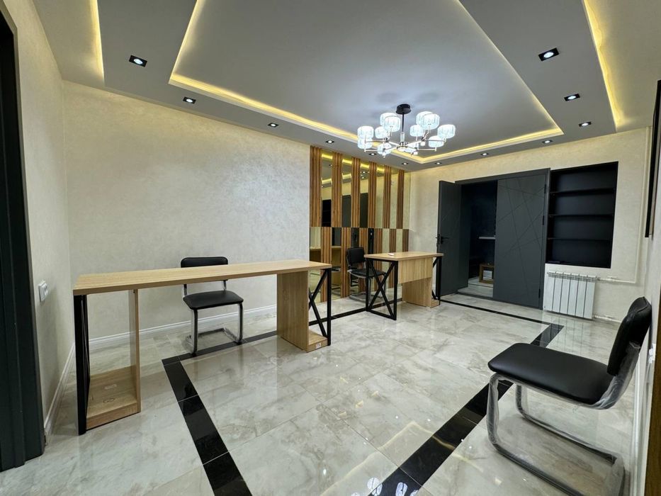 Продаю Своя Hi-Tech Office Ул.Лисунова Кафе Парвоз Вдоль дороги 85м2