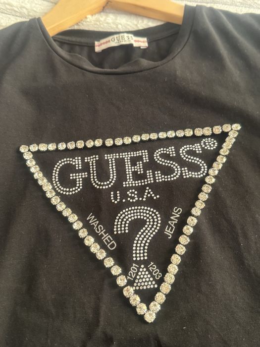 Guess - Дамска, черна тениска с камъни, размер С