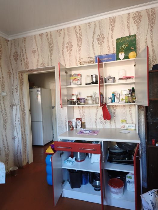 Кухонный буфет продам
