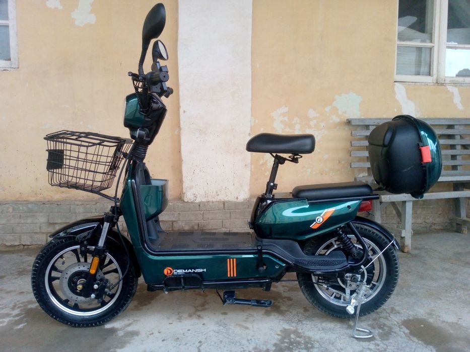 Skuter demanch tezlik 55 bir zaryadda 90km yuridi pulini kelishmiz