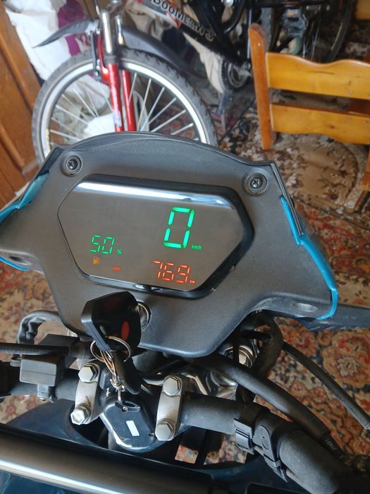 Мопед" khan moto"