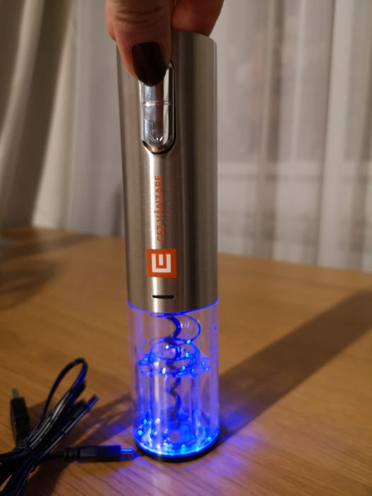Deschizător electric de vin - reîncărcabil prin USB