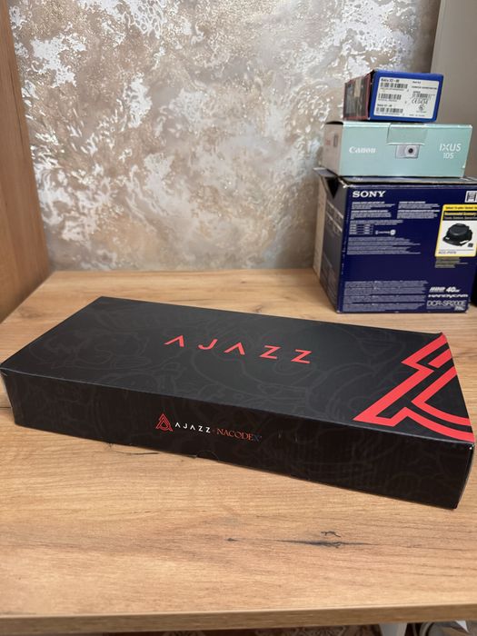Игровая клавиатура Ajazz AK820