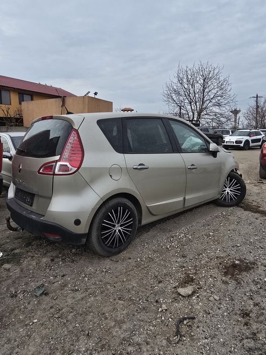 Renault grand scenic  2009 avariat bucuresti