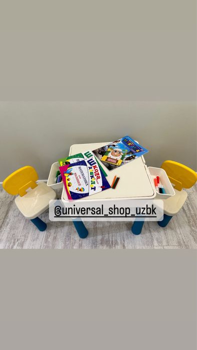 Стол лего 3в1. Столик имеет столешницу с двумя сторонами