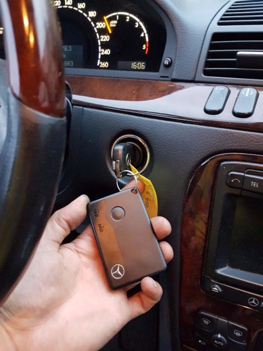 На Части! Mercedes S-класа W220 400 CDI KeyLess Go Махагонов Волан