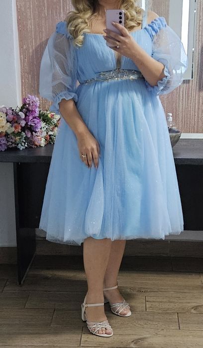 Rochita făcută la comanda merge la un 44