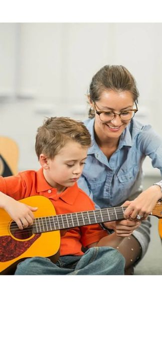 Обучаю Игре на Гитаре Детей Классика . По Собственной Методике .