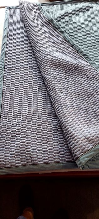 Одеяло- покрывало продам